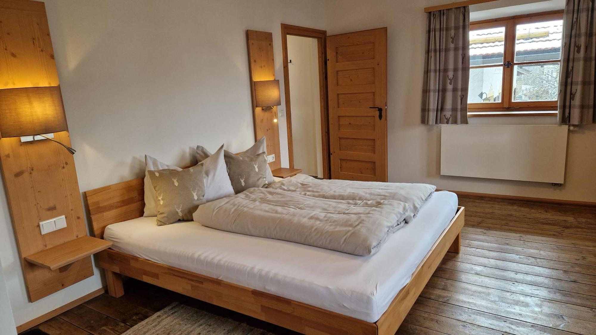 Hotel Landgasthof Alter Wirt 피쉬바하우 외부 사진