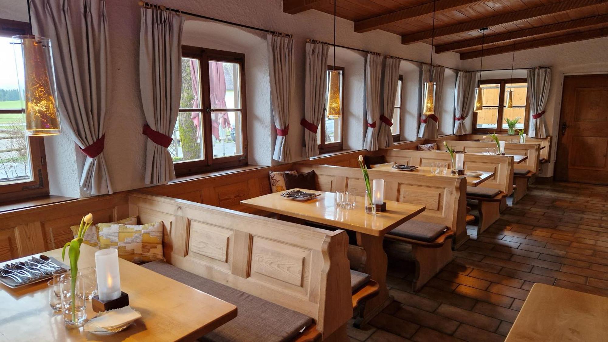 Hotel Landgasthof Alter Wirt 피쉬바하우 외부 사진