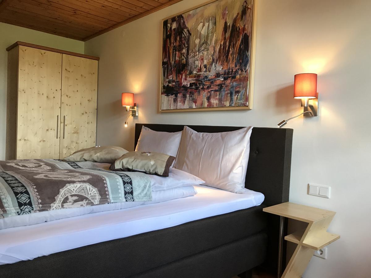 Hotel Landgasthof Alter Wirt 피쉬바하우 외부 사진